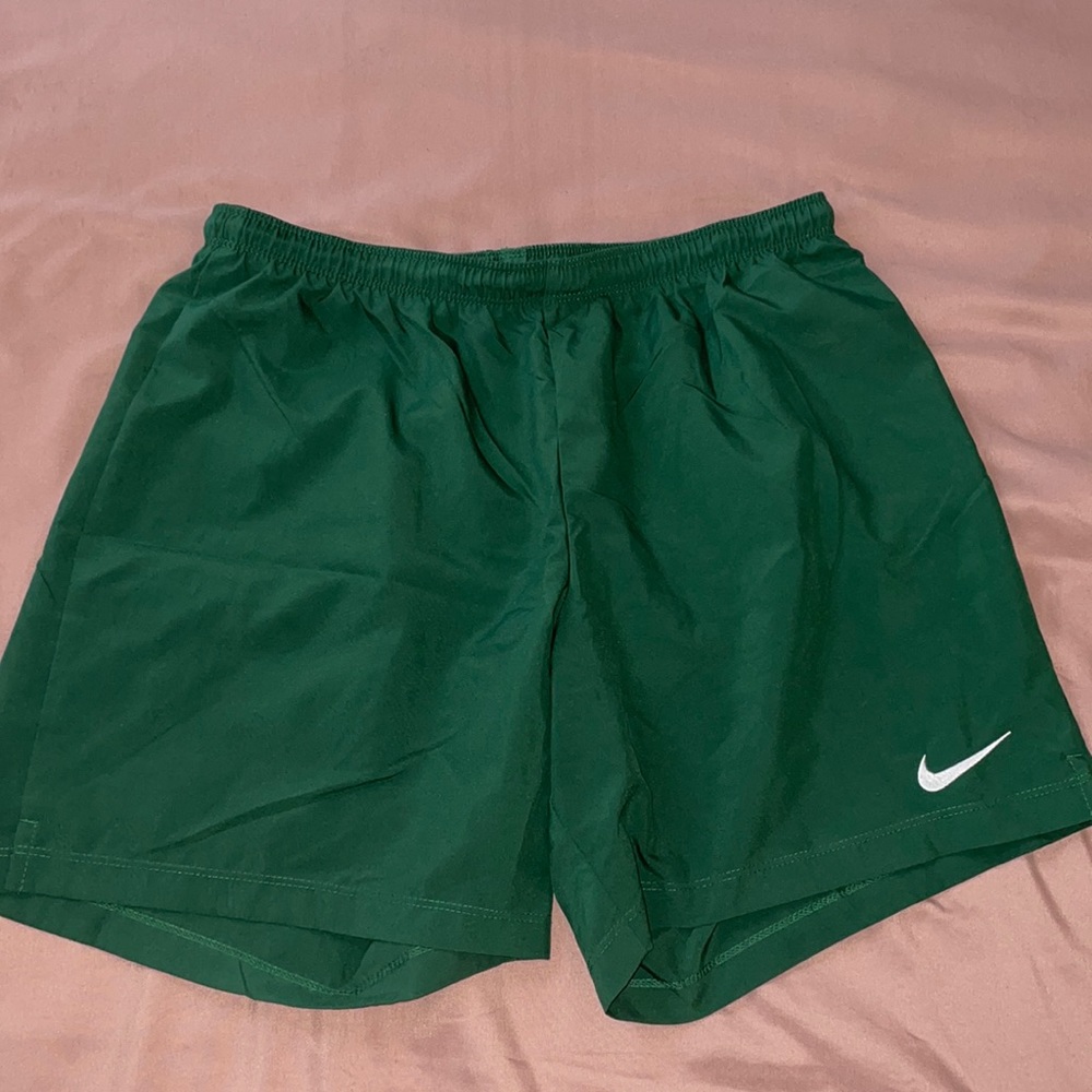 Nike green shorts